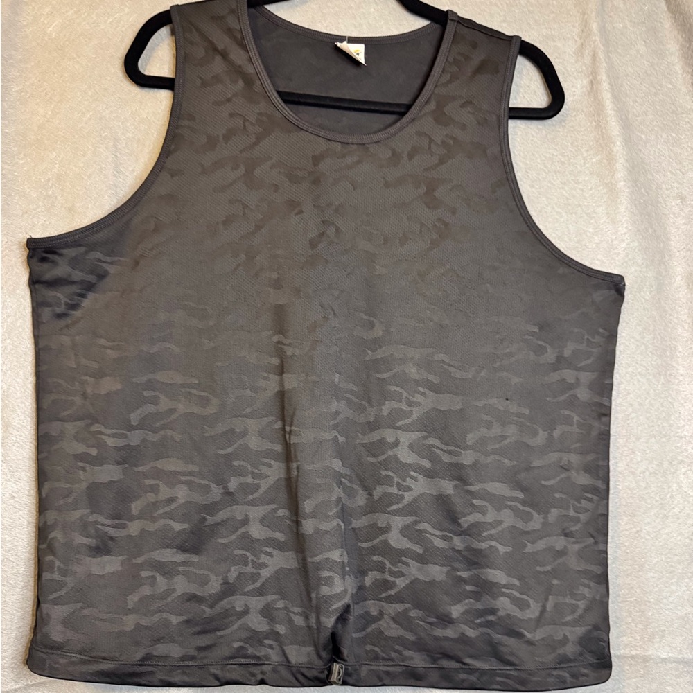 Black camo workout tank top with cinch waist.